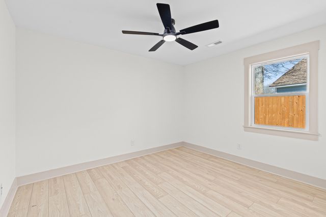 418 Carolina Circle, Ladson, SC 29456