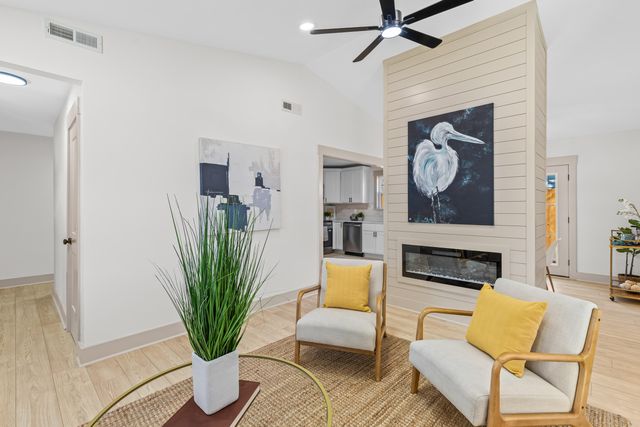 418 Carolina Circle, Ladson, SC 29456