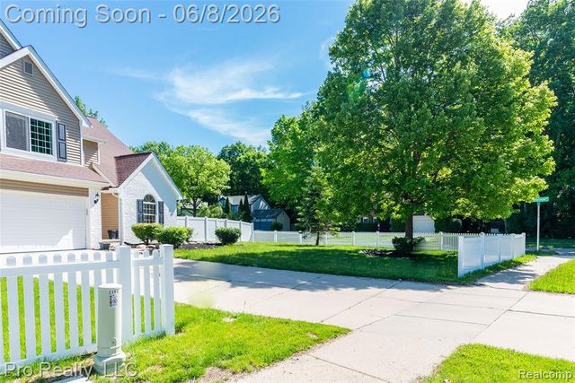 2344 Marklawn Court, Waterford, MI 48329