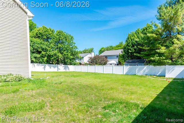 2344 Marklawn Court, Waterford, MI 48329