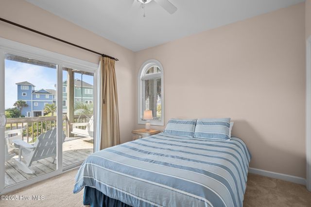 103 N Permuda Wynd Drive, N Topsail Beach, NC 28460