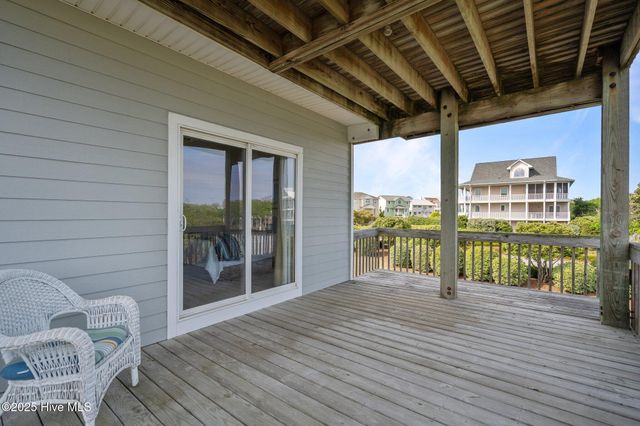 103 N Permuda Wynd Drive, N Topsail Beach, NC 28460