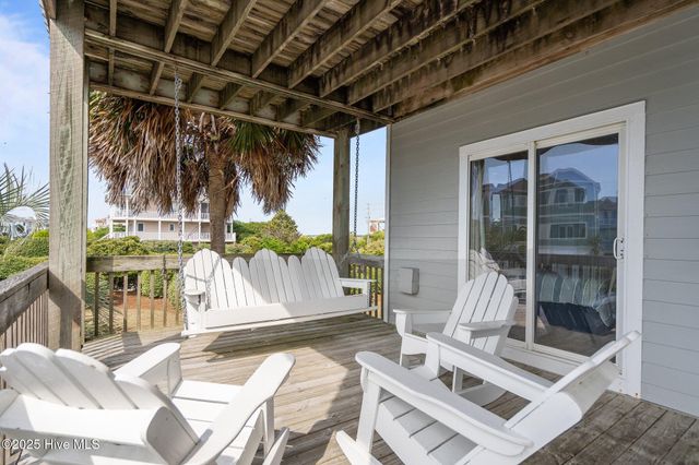 103 N Permuda Wynd Drive, N Topsail Beach, NC 28460