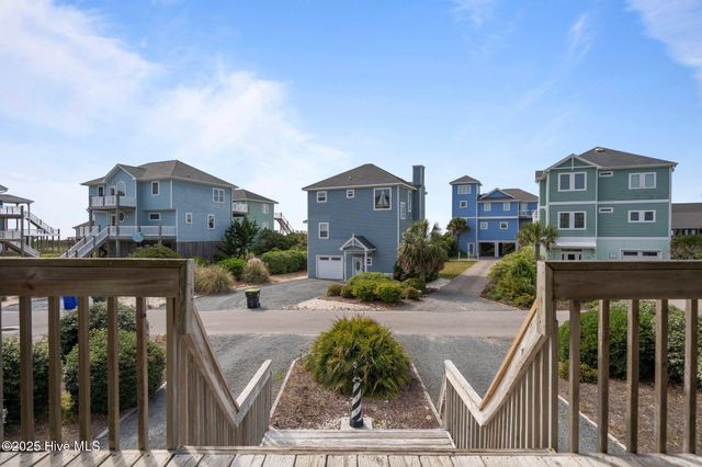 103 N Permuda Wynd Drive, N Topsail Beach, NC 28460