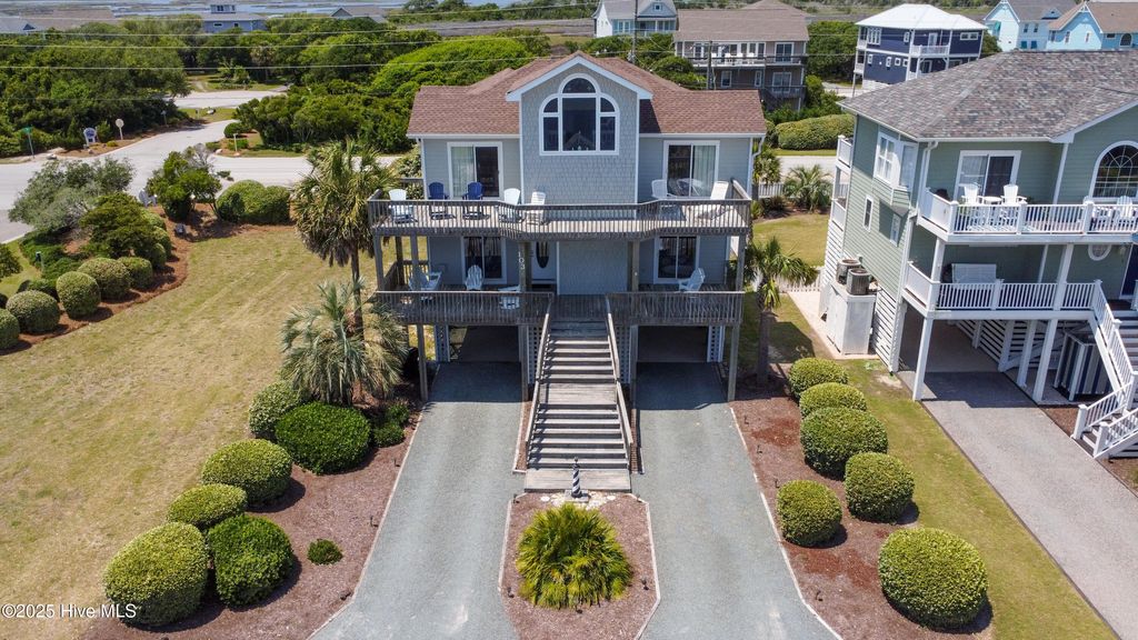 103 N Permuda Wynd Drive, N Topsail Beach, NC 28460