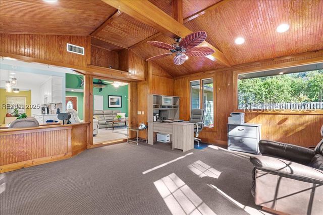 30 Sugaree Dr, Bluffton, SC 29910