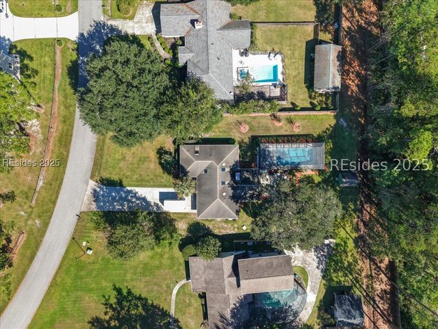 30 Sugaree Dr, Bluffton, SC 29910