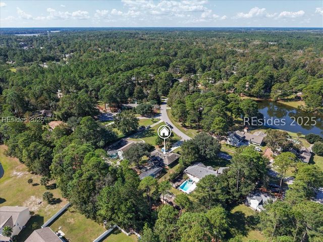 30 Sugaree Dr, Bluffton, SC 29910