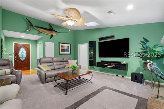 30 Sugaree Dr, Bluffton, SC 29910