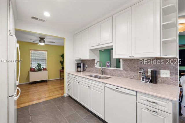 30 Sugaree Dr, Bluffton, SC 29910