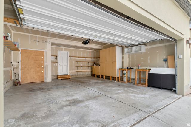 10572 S OZARKS DR, South Jordan, UT 84009