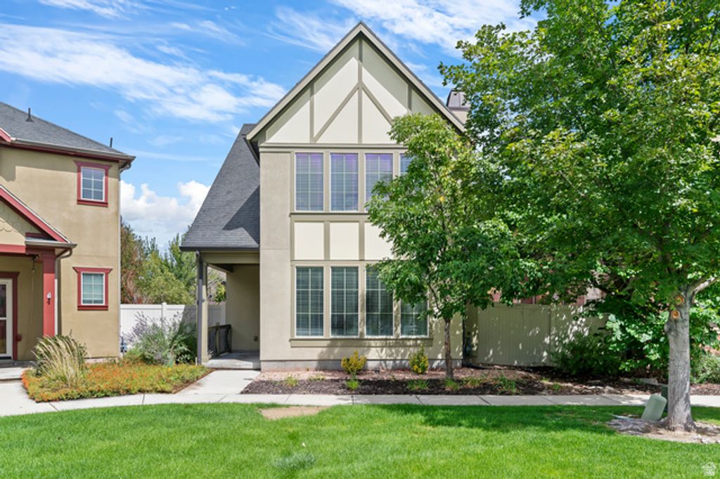 10572 S OZARKS DR, South Jordan, UT 84009 — photo 2