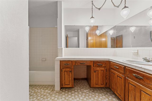 1825 Mahalia Drive, Waco, TX 76705