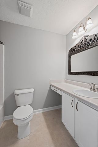 710 Flintlock Ct, Nashville, TN 37217