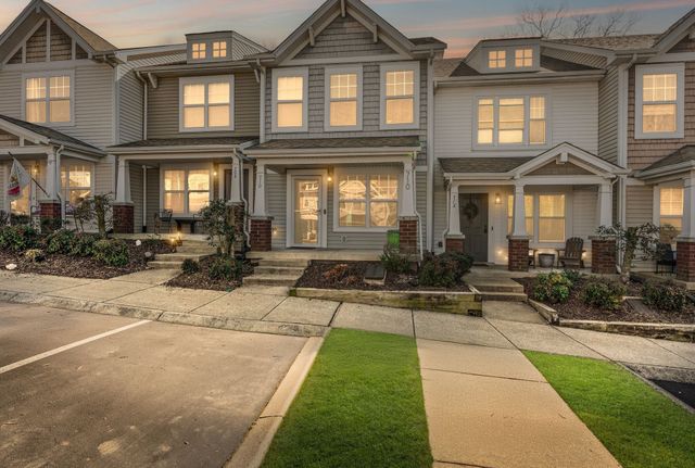 710 Flintlock Ct, Nashville, TN 37217