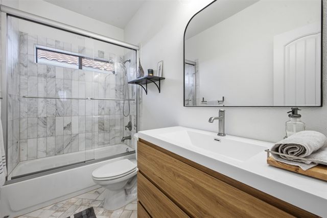 6728 Barcelona, Irving, TX 75039