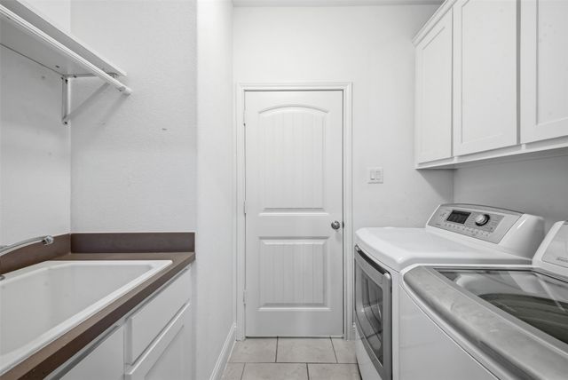 6728 Barcelona, Irving, TX 75039