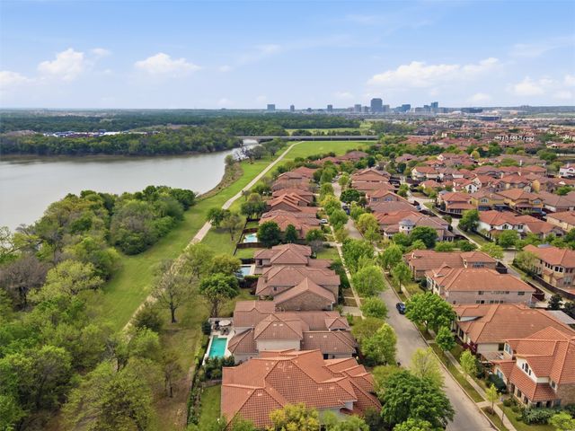 6728 Barcelona, Irving, TX 75039