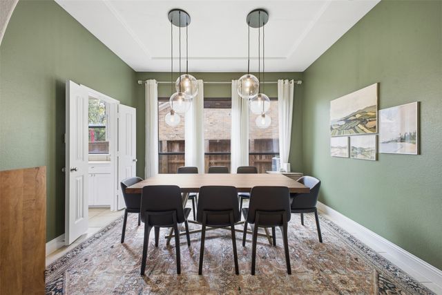 6728 Barcelona, Irving, TX 75039