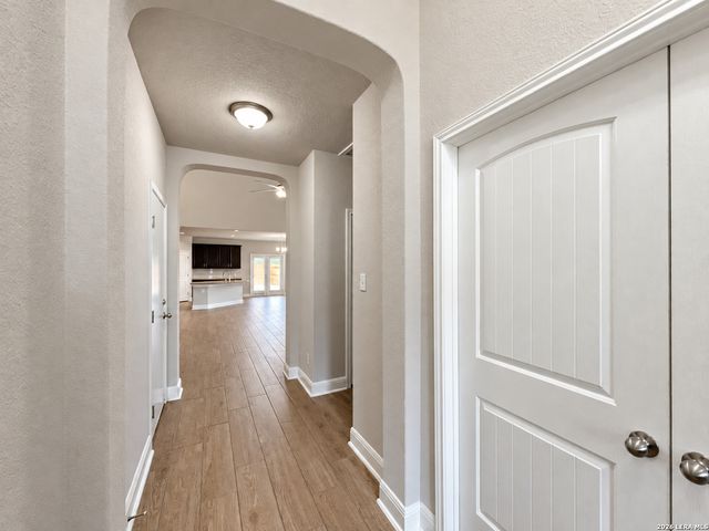 5922 Akin Place, San Antonio, TX 78261
