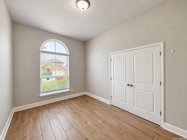 5922 Akin Place, San Antonio, TX 78261