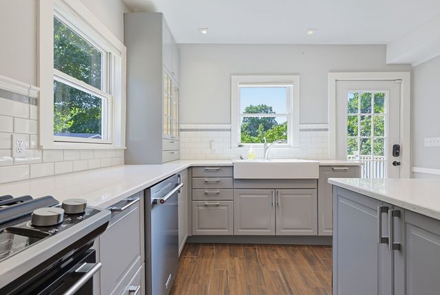 115 North Avenue, Natick, MA 01760