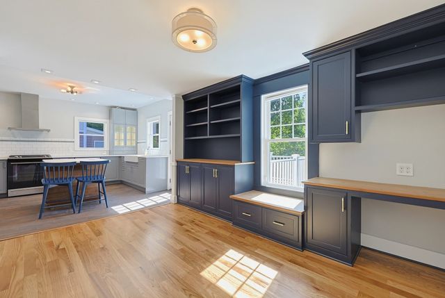 115 North Avenue, Natick, MA 01760