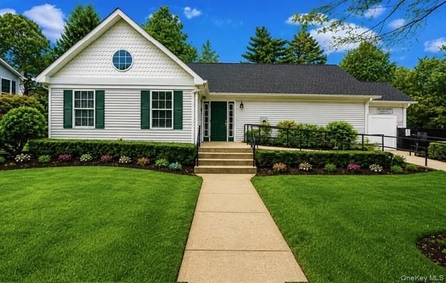 39 Merrimack Road, Smithtown, NY 11787