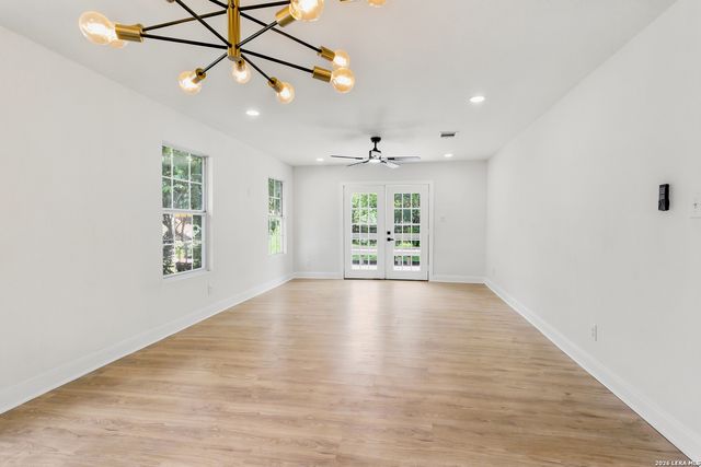 534 Aaron Place, San Antonio, TX 78221