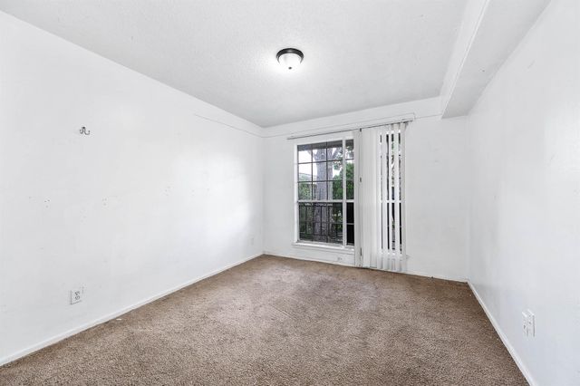 6405 Westward Street 72, Houston, TX 77081