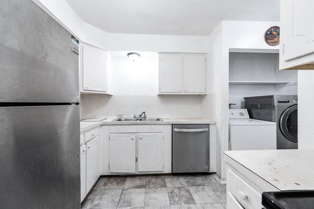6405 Westward Street 72, Houston, TX 77081