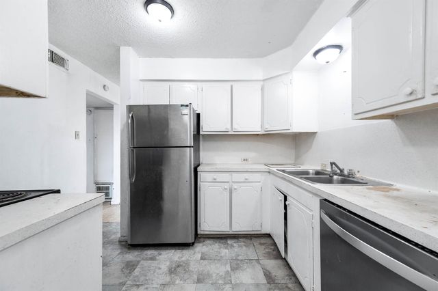6405 Westward Street 72, Houston, TX 77081