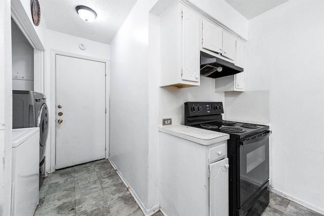 6405 Westward Street 72, Houston, TX 77081