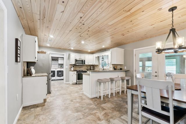 2804 Laurie Avenue, Panama City Beach, FL 32408