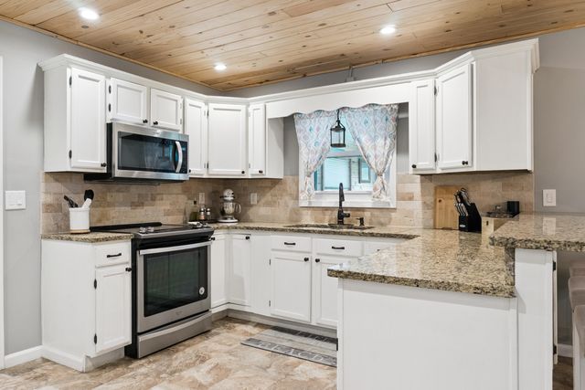 2804 Laurie Avenue, Panama City Beach, FL 32408