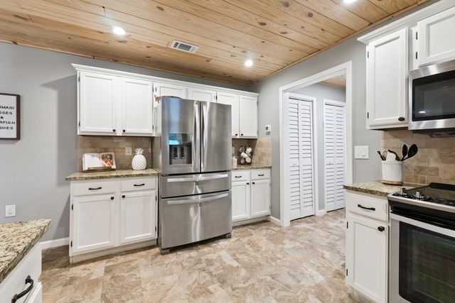 2804 Laurie Avenue, Panama City Beach, FL 32408