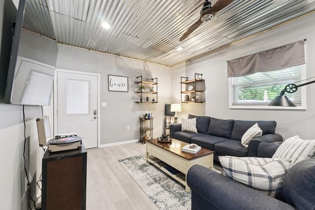 2804 Laurie Avenue, Panama City Beach, FL 32408