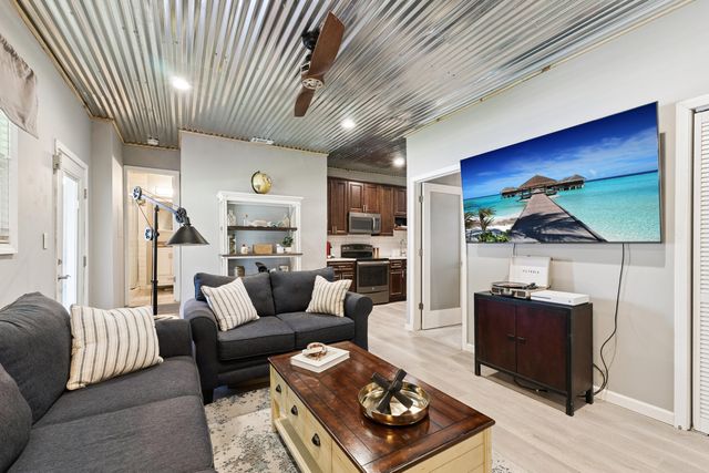 2804 Laurie Avenue, Panama City Beach, FL 32408