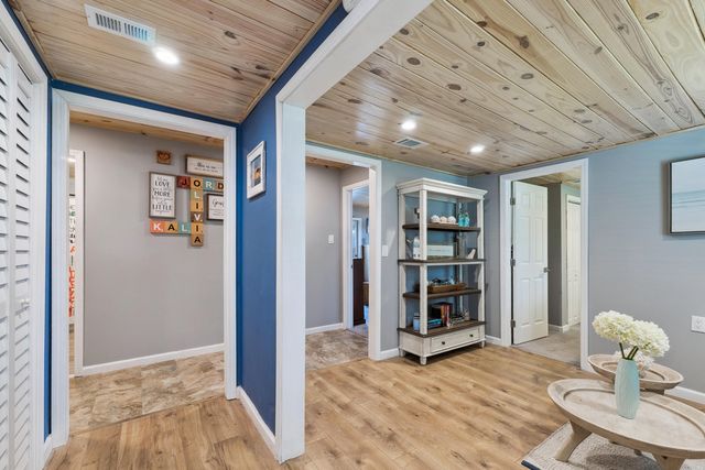 2804 Laurie Avenue, Panama City Beach, FL 32408