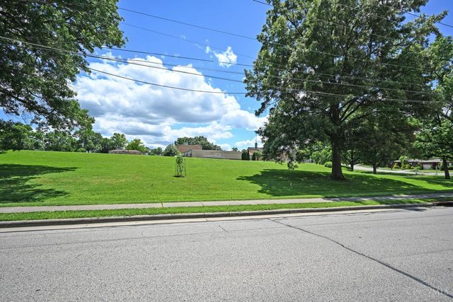 4176 Kugler Mill Road, Sycamore Twp, OH 45236