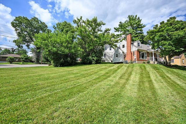 4176 Kugler Mill Road, Sycamore Twp, OH 45236