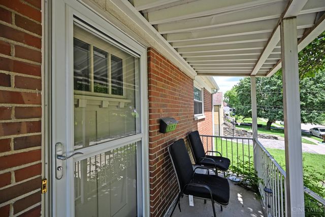 4176 Kugler Mill Road, Sycamore Twp, OH 45236