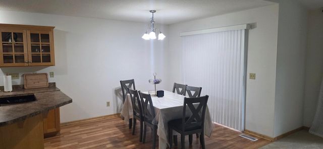 1875 Garden Way, Saint Paul, MN 55119
