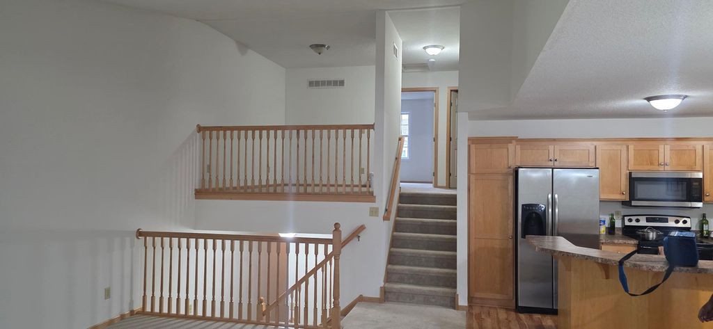 1875 Garden Way, Saint Paul, MN 55119 — photo 5