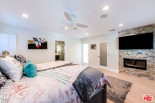 3490 Wonder View Place, Los Angeles, CA 90068