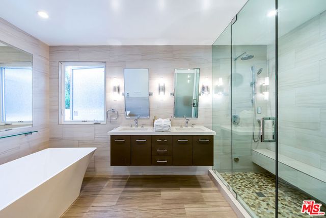 3490 Wonder View Place, Los Angeles, CA 90068