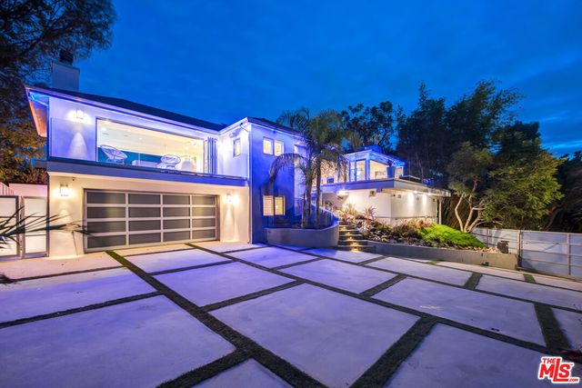 3490 Wonder View Place, Los Angeles, CA 90068