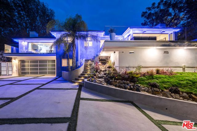 3490 Wonder View Place, Los Angeles, CA 90068