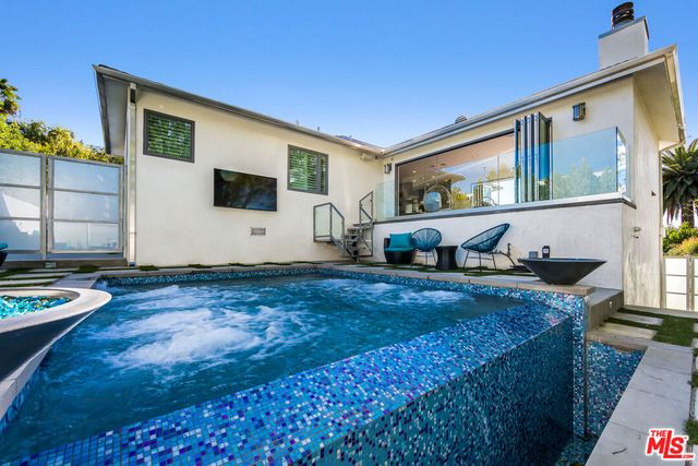 3490 Wonder View Place, Los Angeles, CA 90068