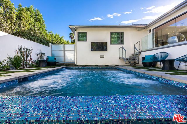 3490 Wonder View Place, Los Angeles, CA 90068